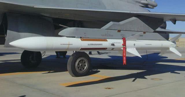 美军aim-120空空导弹是如何做到"发射后不管"的?