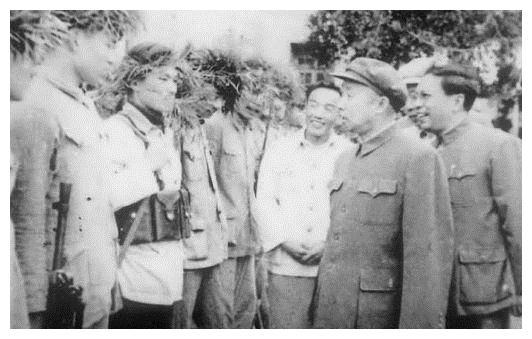 他年仅40就被授上将军衔指挥打仗从不按套路三个儿子今何在
