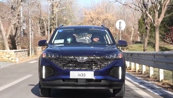 现代ix35图片大全 新款,现代ix35报价大全 一辆属于年轻人的车!wey vv5,现代ix35对比现场