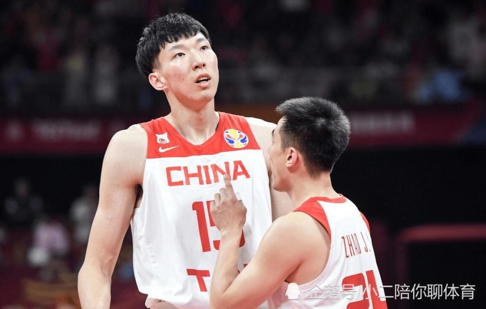 中国男篮无缘奥运会,周琦无人能替代,赵继伟受到重用但表现不佳
