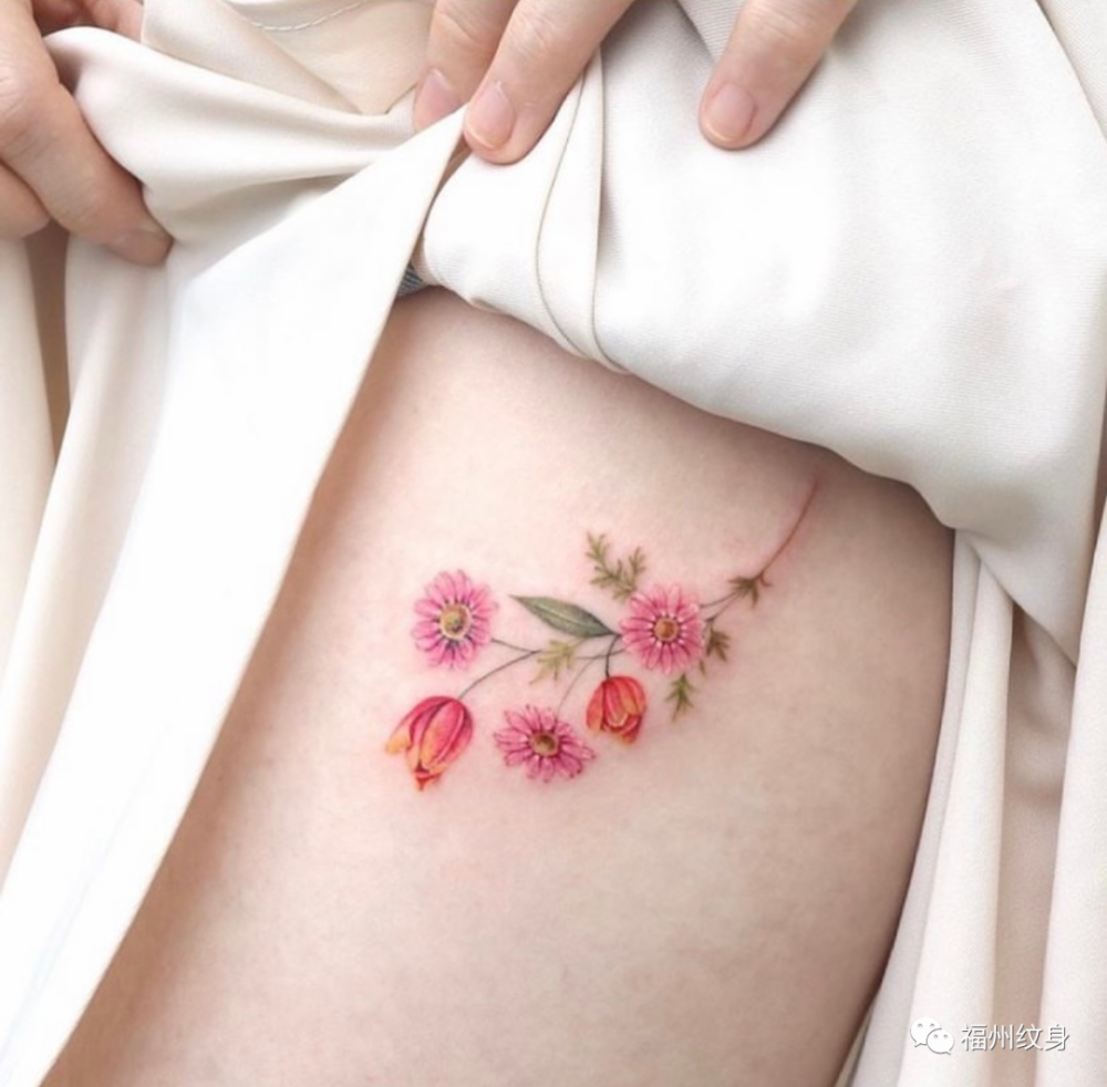 彩色花类小清新纹身图案