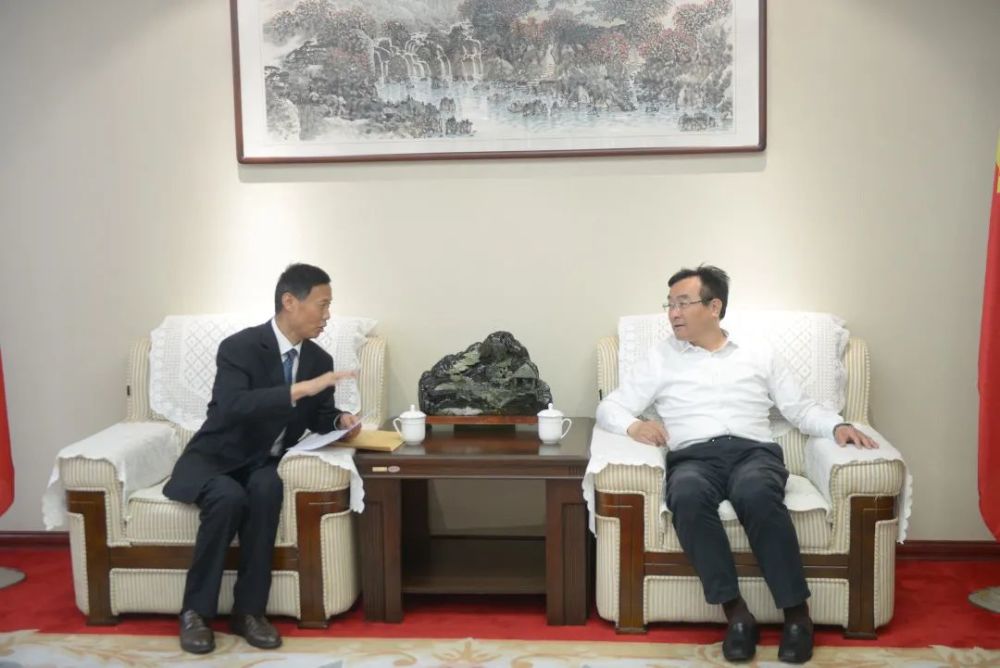 点赞赵勇健被授予全国优秀县委书记称号