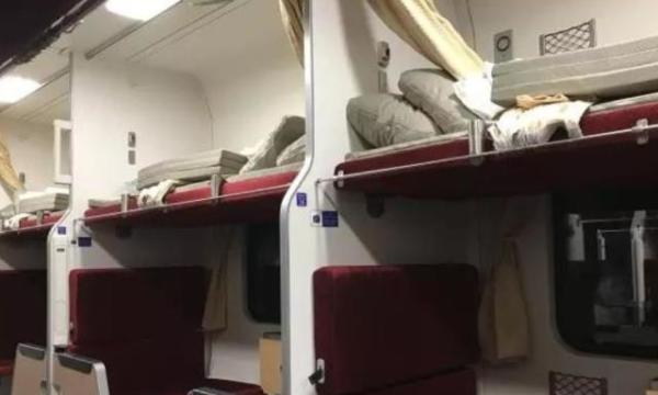 我国首个全卧铺的火车线:全程727公里中途不停车,只在