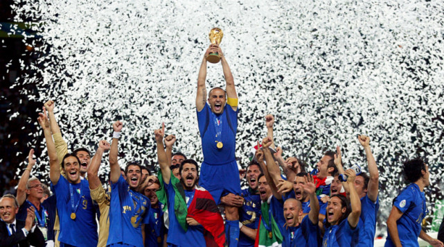 卡纳瓦罗曾作为队长捧得2006世界杯冠军