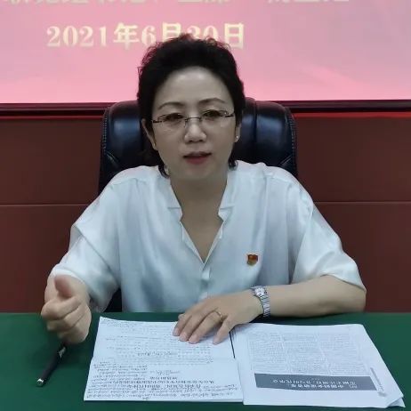赤峰市妇联党组书记,主席杨立红