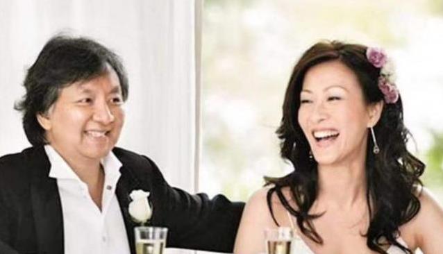 陈慧珊的坎坷情路:因梁锦松与初婚老公离婚,二婚老公