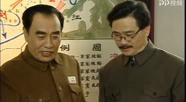 《大决战》中演任弼时的王健,曾担任武打演员,转型相当成功