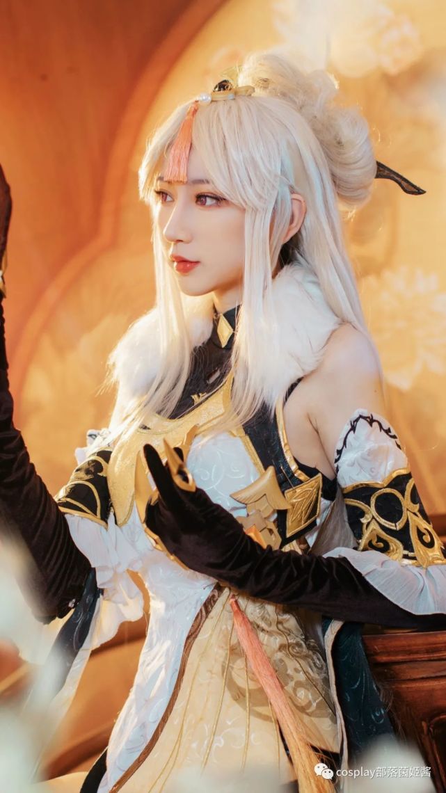 cos:原神凝光cos正片@骨头,简直就是腿绝绝子