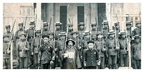 清朝灭亡后,数十万清军残部去了哪里?有一支1987年在香港被发现