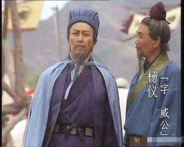 诸葛亮注重姜维,对其多加栽培,为何临终前却把兵权交给杨仪?