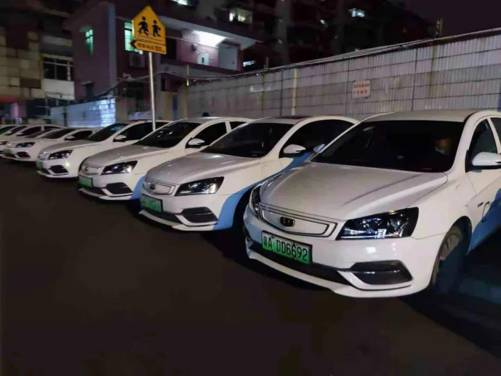 上海广州新能源车牌新政到底暗示了
