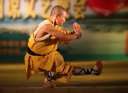 少林拳是中国经典传统拳种之一,得名于少林寺,是在中国古代健身术的