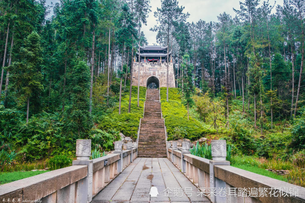 自驾重庆,渝东南小众景点推荐:石柱万寿山赏景了解秦良玉