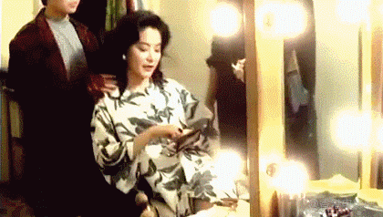 合照杀手近照曝光,再女神的人也抵不住体重增长|林青霞|女神|搭配