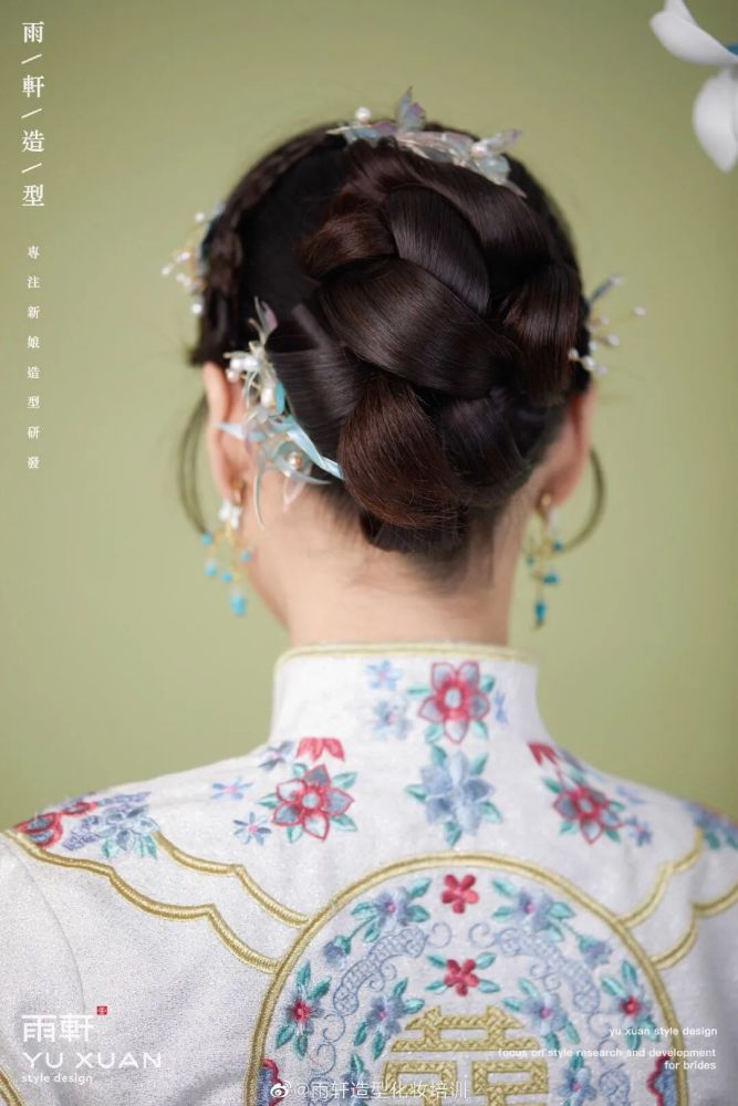 中式新娘造型,准新娘的婚礼发型