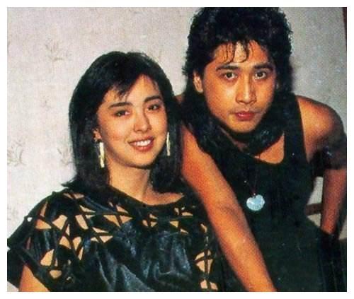 2001年齐秦私生子曝光而这也成了齐秦和王祖贤一生的痛