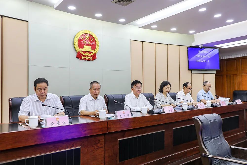 李林任仪征市代理市长