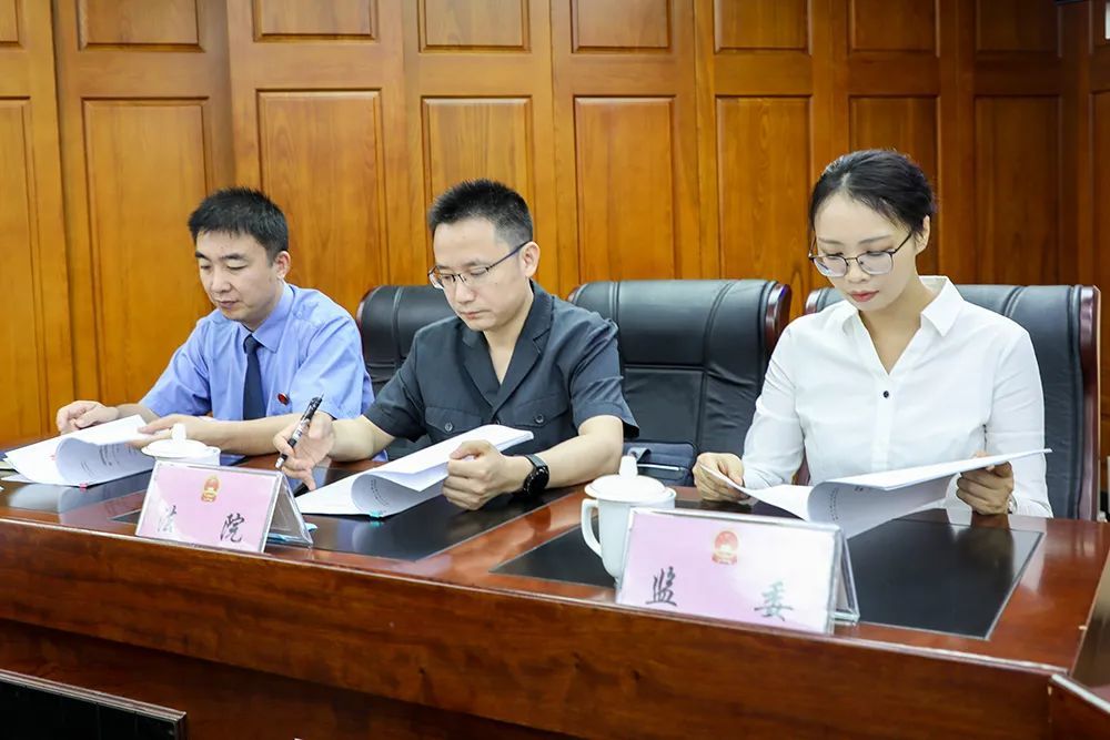 李林任仪征市代理市长