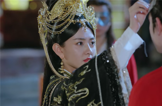 《双世宠妃3》大结局:皇上灵魂注入曲小檀身体,墨府被