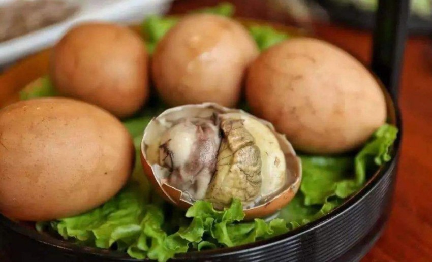 毛蛋,老鼠干…盘点中国民间奇葩美食,吃过的都是汉子!