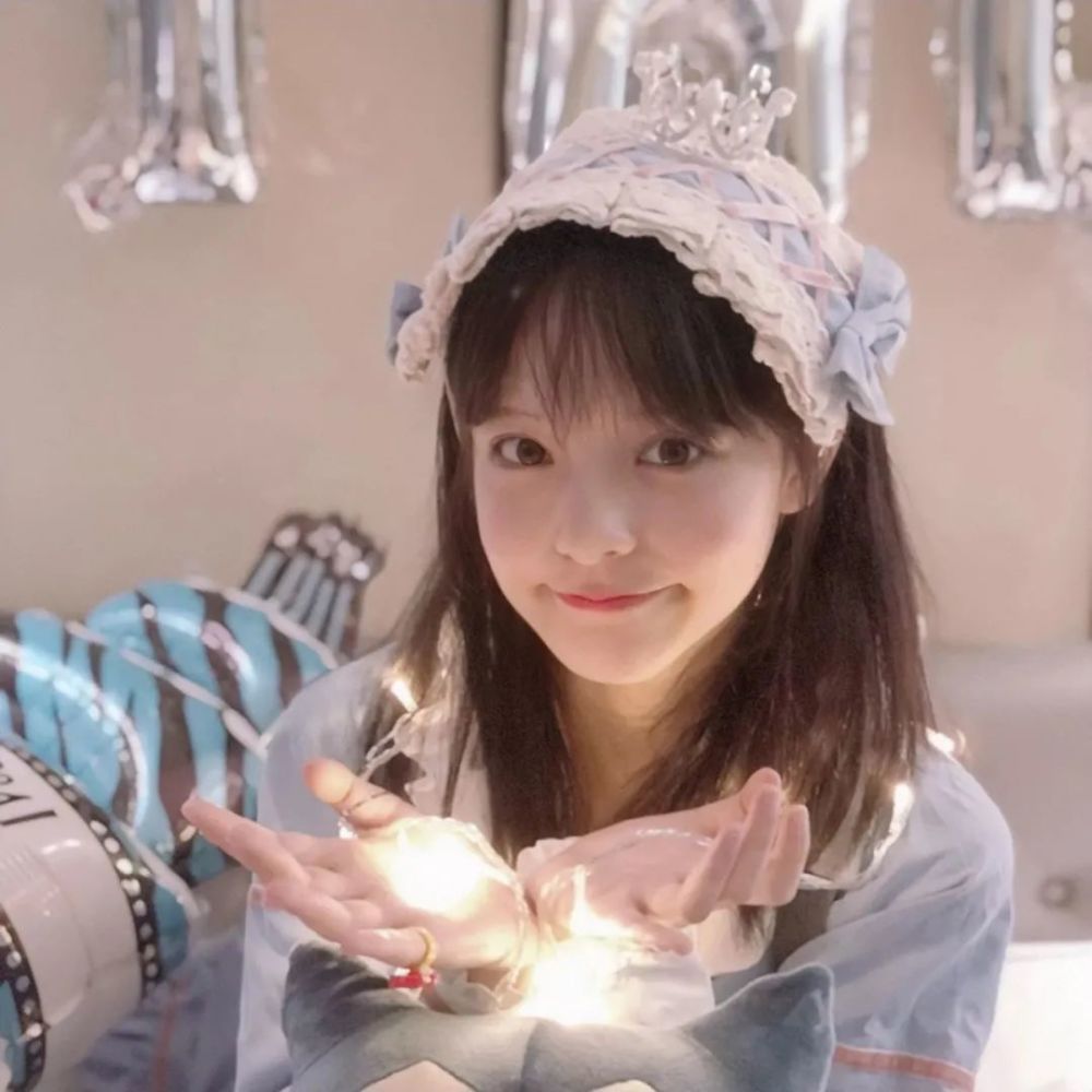 真人女头|一看就很活泼的女生头像