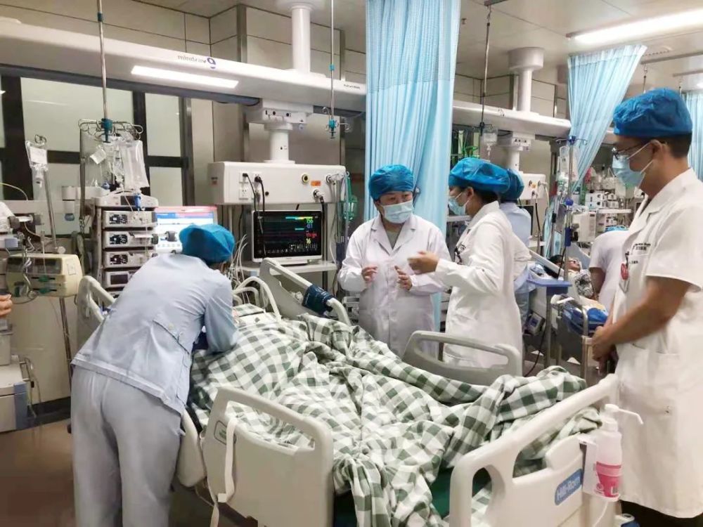 生孩子的这种风险,一定要重视!晋江市医院成功抢救一名产后出血孕妇