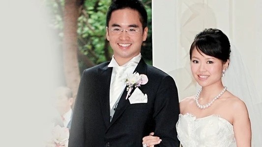 2009年,郑志刚与余雅颎结婚,婚礼耗资1.