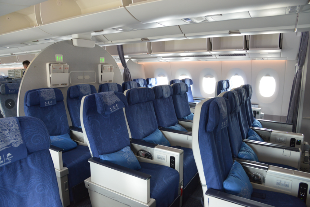 国航空客a350宽体客机正式投运贵州市场