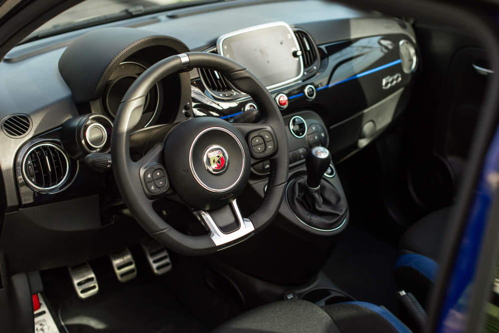 阿巴斯abarth595cyamaha特别版个性的执着之作