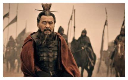 马超的父亲马腾有多强悍?为什么说马腾不死,大汉不灭?