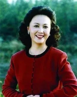 演员赵静:嫁给粉丝相守40年零绯闻,看看她老公是谁就知道了