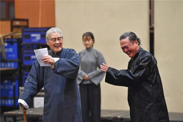 回望蓝天野的艺术人生《茶馆》中的秦仲义《北京人》中的曾文清