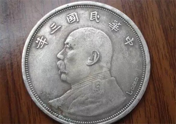 袁大頭老銀元民国3年8年壱円 稀有签字版高帽袁大头像中华民国共和纪念币壹圆老