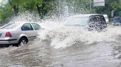 汛期丨大雨让整座城市颠倒 我也要给你暴雨安全提示