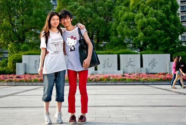 170cm的女生来说,其实就很高,虽然很有气质,但是至少180cm以上的男生