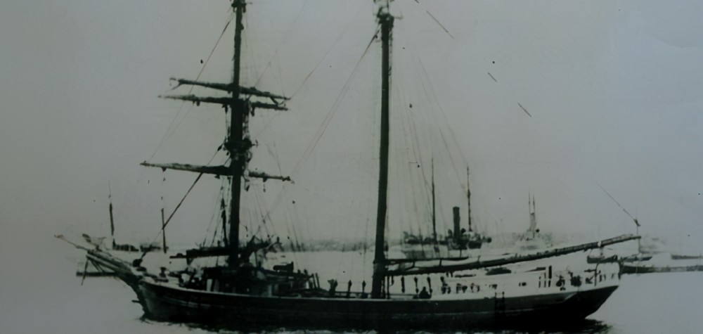 赛勒斯特号的第一次复航,船上除了上述的成员之外,还载了高达1701桶的