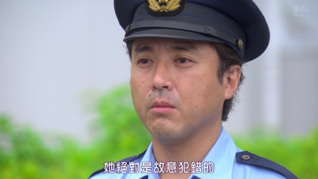 搞笑组合千原兄弟中的千原靖史,还有快从职业演员变成搞笑艺人的室毅.