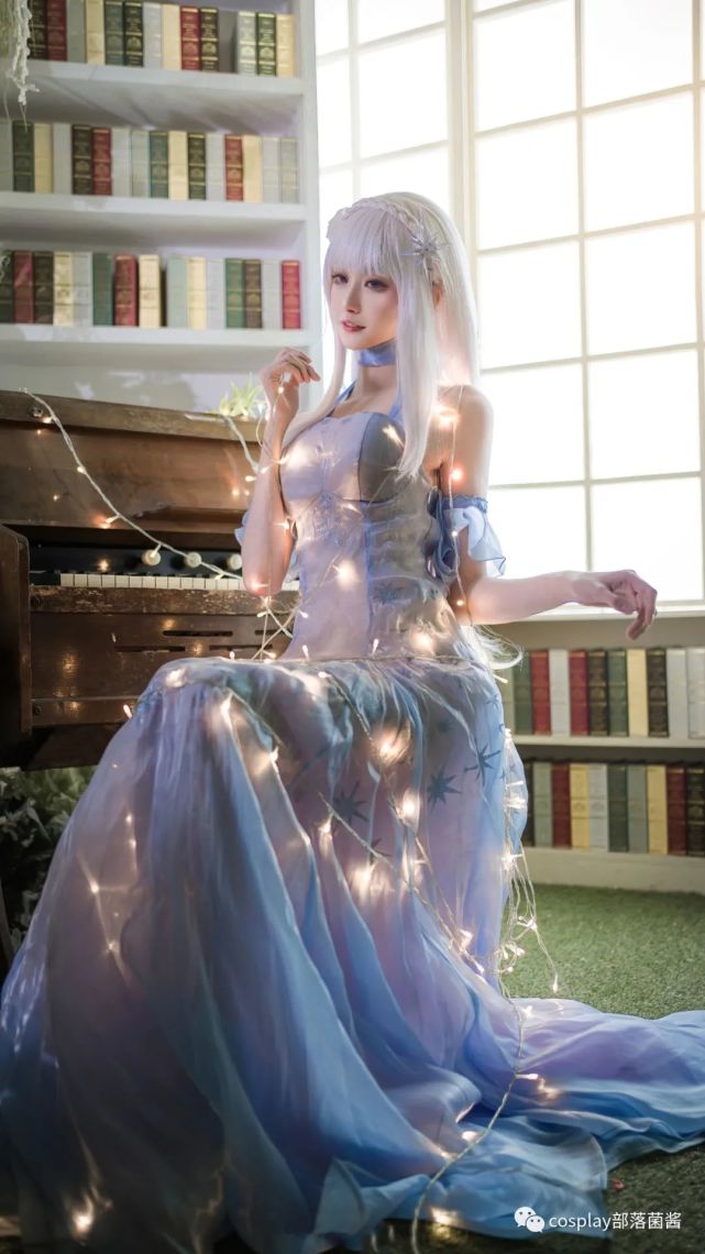 cos:艾米莉亚水晶礼服cos正片@沧霁桔梗