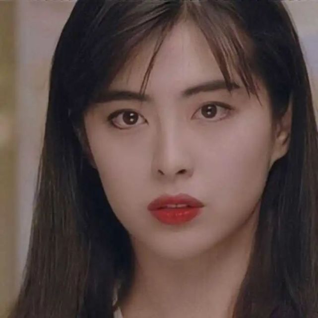 最美港姐走起印度风?为什么港风美女在香港近乎绝迹了?