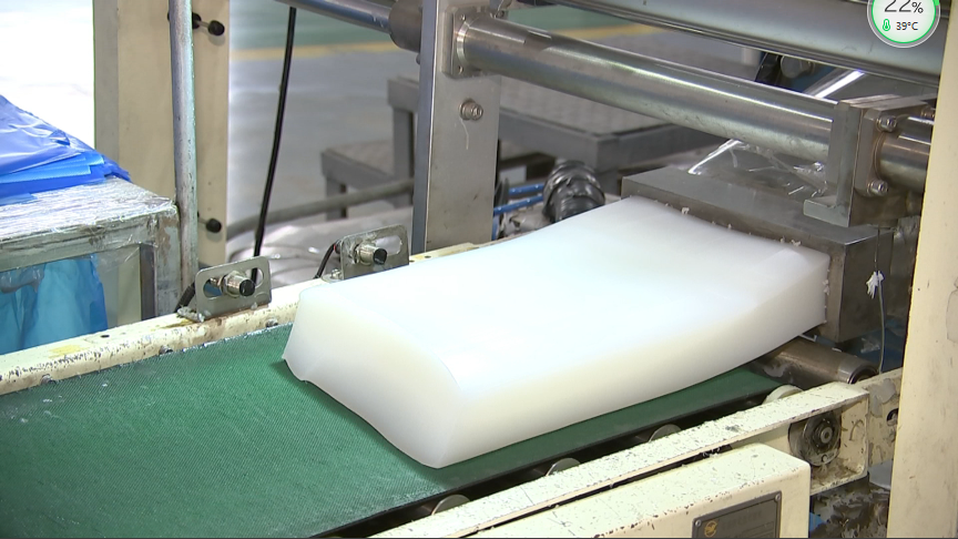国内首条混炼型硅橡胶自动生产线落户乌海