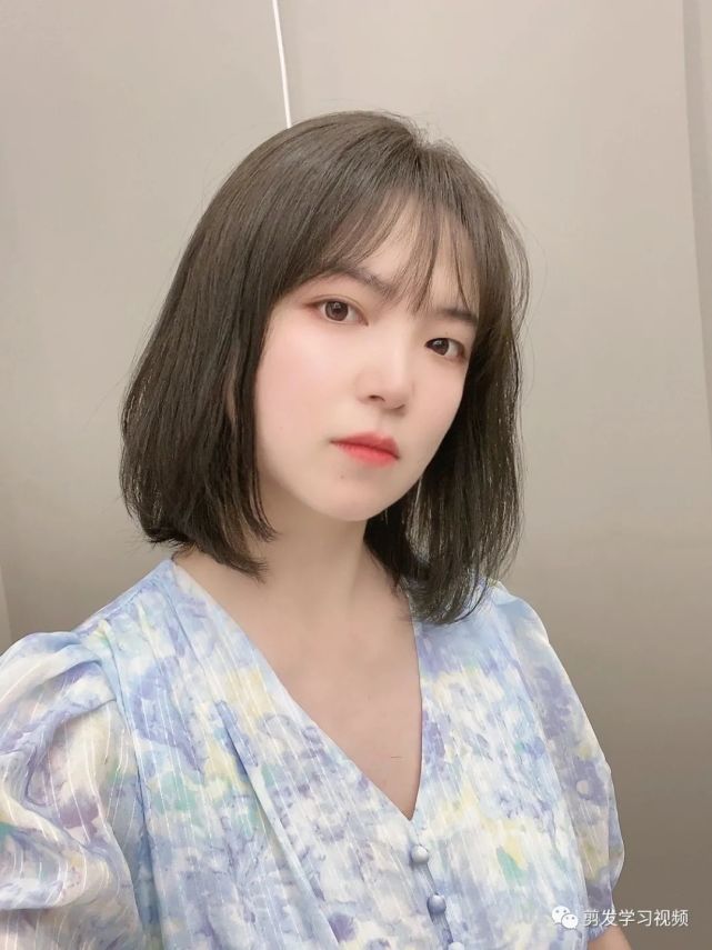 2021年最火"初恋锁骨发"