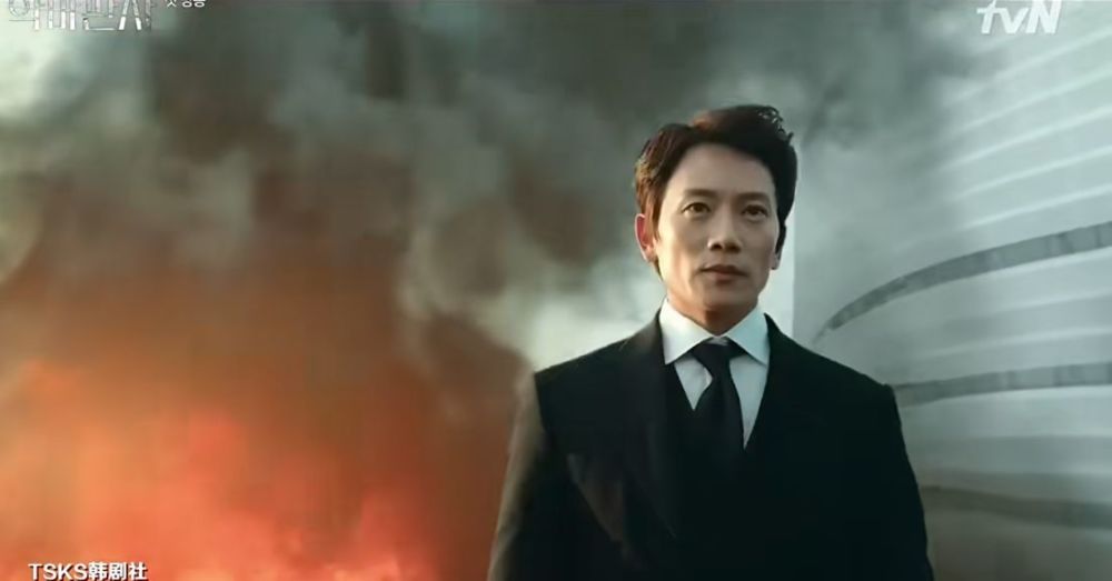 韩剧《恶魔法官》开播!池晟这个危险男人,怎么连喝水都这么好看