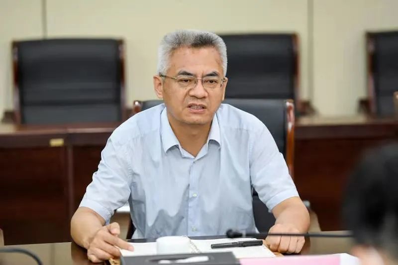 贾堤到新立街道调研