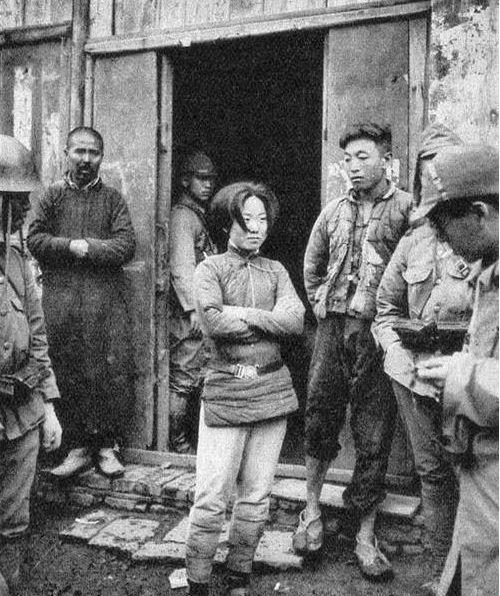 抗战女英雄,生前遭日寇羞辱,只留下一张黑白照,却美得