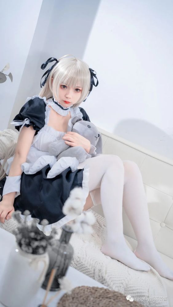 cos:女仆穹妹cos正片@半度度度喵,哥哥,要来点吃的么