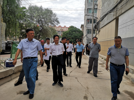 省人大调研永登县老旧小区改造工作