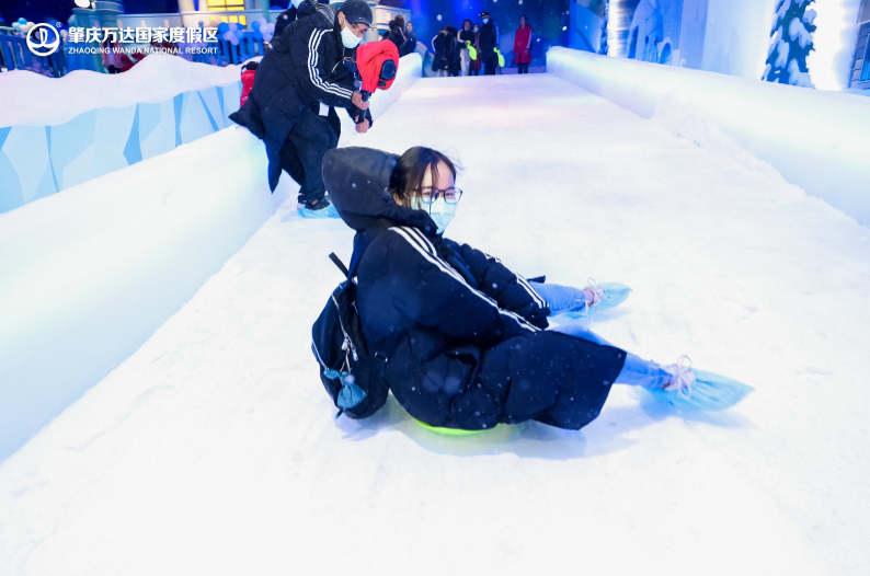 今天,肇庆万达国家度假区滑雪场正式动工!