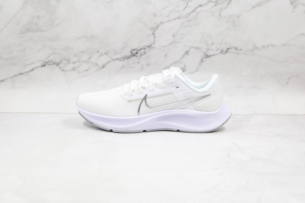 耐克登月38白银色飞马38 nike air zoom pegasus 38 nike pegasus