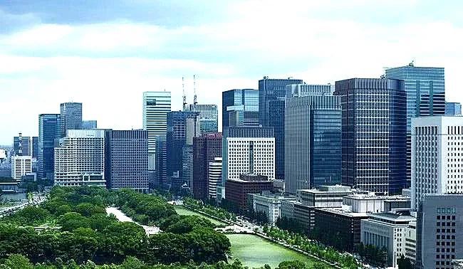 日本桥和银座是东京最老的商业商务中心,聚集了著名的日本银行,东京