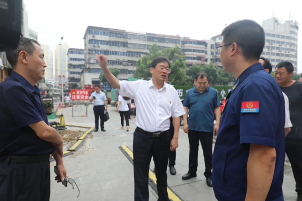 忠资料图67据信阳市浉河区人民政府网显示,于海忠此前任浉河区区长